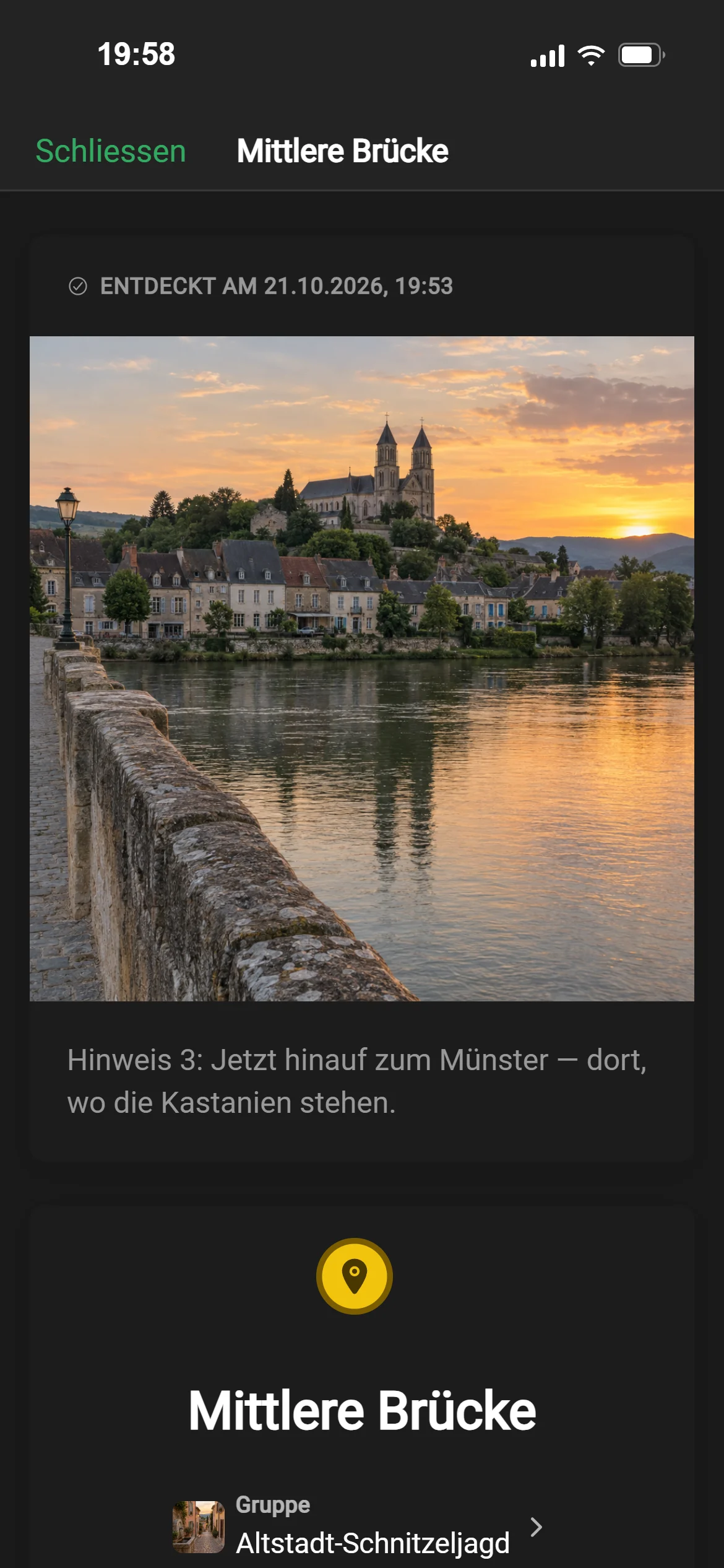 Ein verborgener Ort der Basler Altstadt, gerade entdeckt: die Mittlere Brücke, mit dem Bild und dem nächsten Hinweis der Gruppe